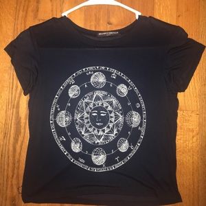 Cute little sun god inspired crop top